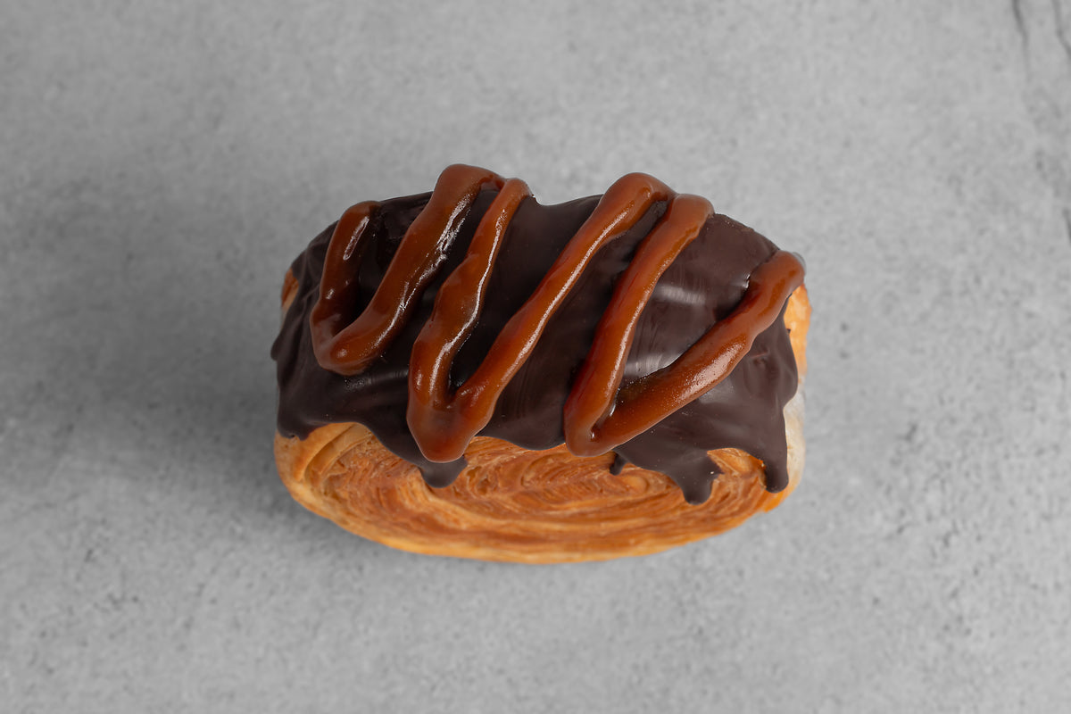 Choco Caramel Round Croissant – Eric Kayser Bakery Philippines